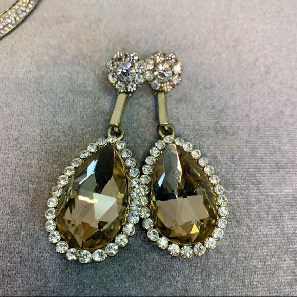 TAN brown gem jewelled rhinestone embellished oval teardrop necklace earring set - Picture 3 of 6